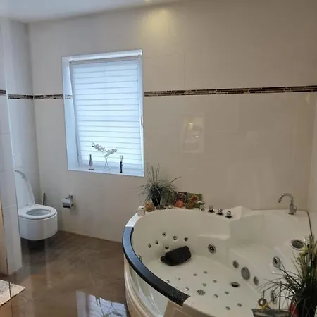 Vakantiehuis Ferienhaus Kesselsdorf Mit Sauna Und Jacuzzi